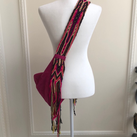 Pink Suede Bohemian Hobo bag - Picture 6 of 10